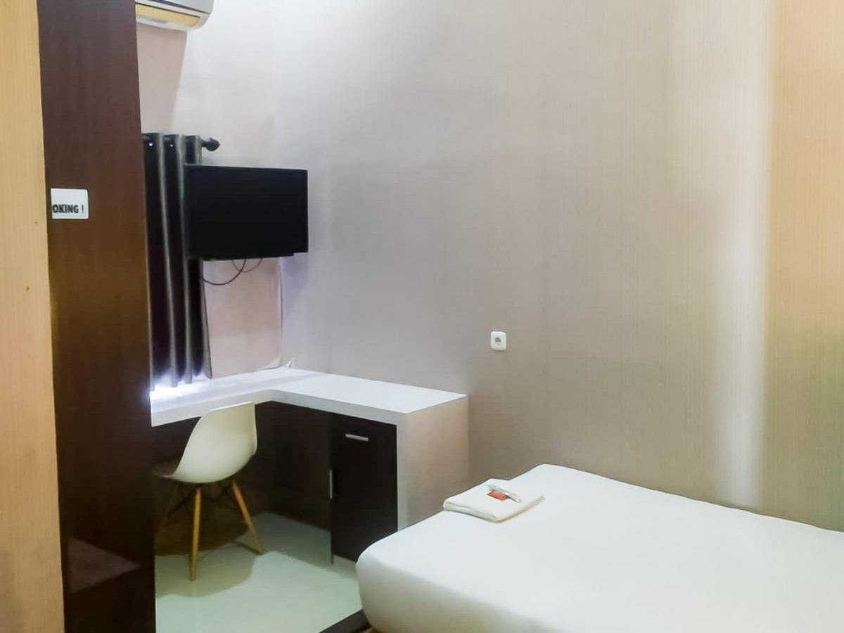 Reddoorz Syariah Near Sultan Syarif Kasim II Airport Hotel Pekanbaru Luaran gambar